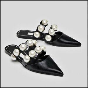 Black Pearl-Embellished Pointed Toe Women's Mules